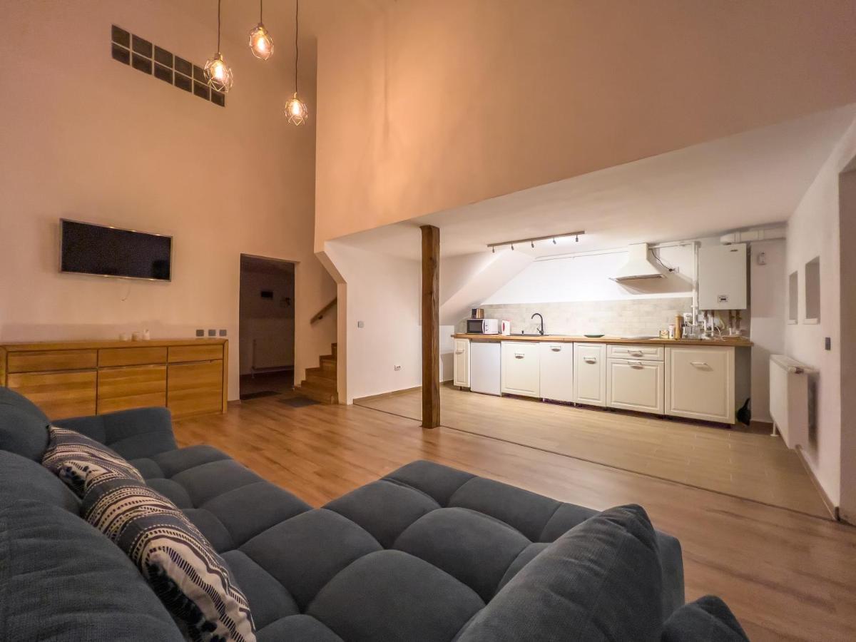 Family Apartment Sighisoara Ngoại thất bức ảnh