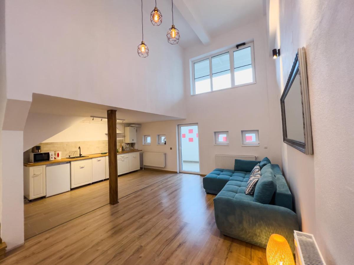 Family Apartment Sighisoara Ngoại thất bức ảnh